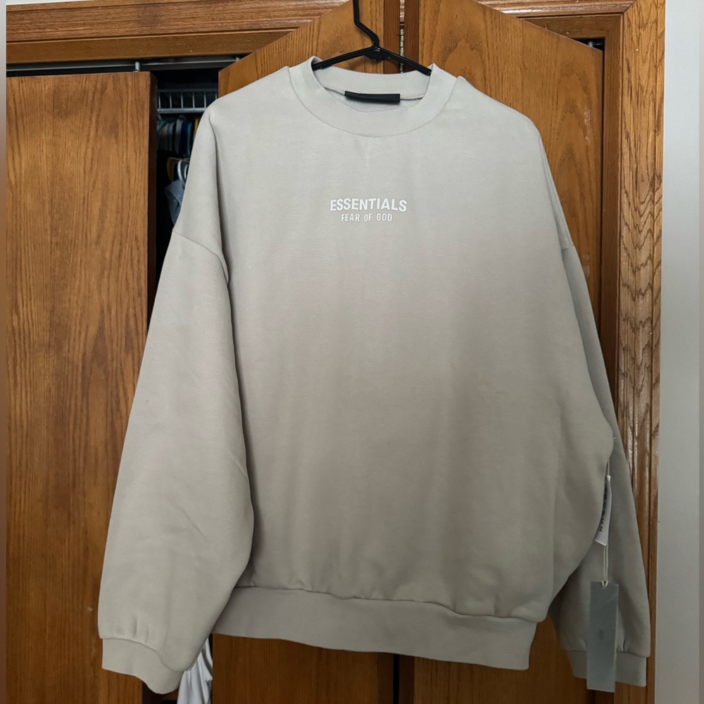 NWT Essentials Crewneck